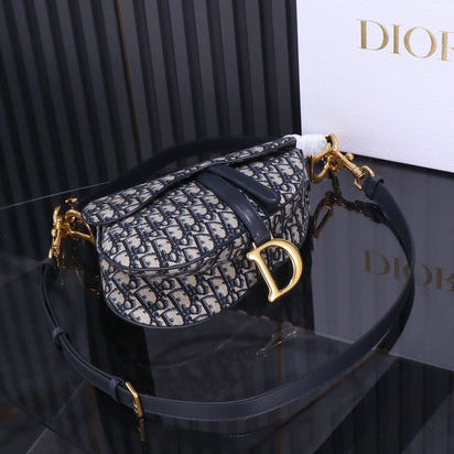 Elegant D.I.O.R Handbag Paris – Premium Quality with Official Box